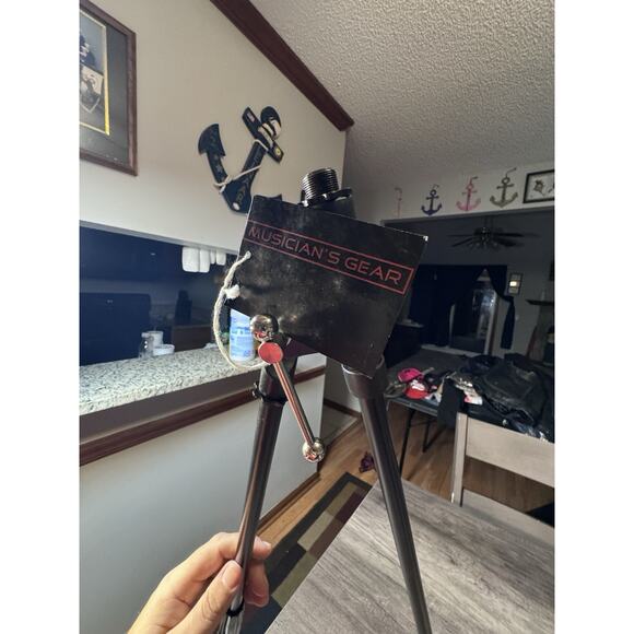 Musician's Gear Tripod Mic Stand with Fixed Boom Black BRAND NEW - Picture 1 of 5